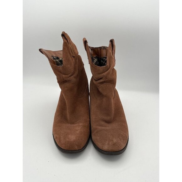 Womens Suede Leather Ankle Boots Size 7 Brown Western Style With Low Heel Faux F - Picture 2 of 6